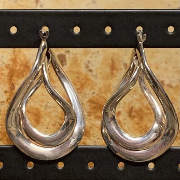 Milor 950 Silver Twisted Hoop Style Earring Made in Italy - Picture 7 of 8